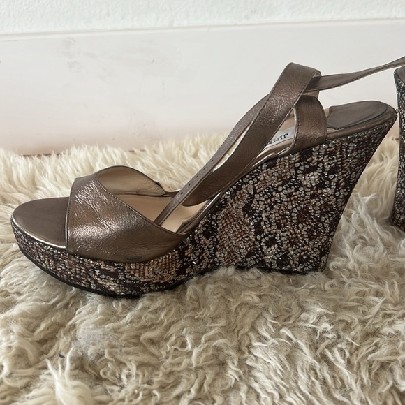 Jimmy Choo wedge barely worn - Picture 2 of 5